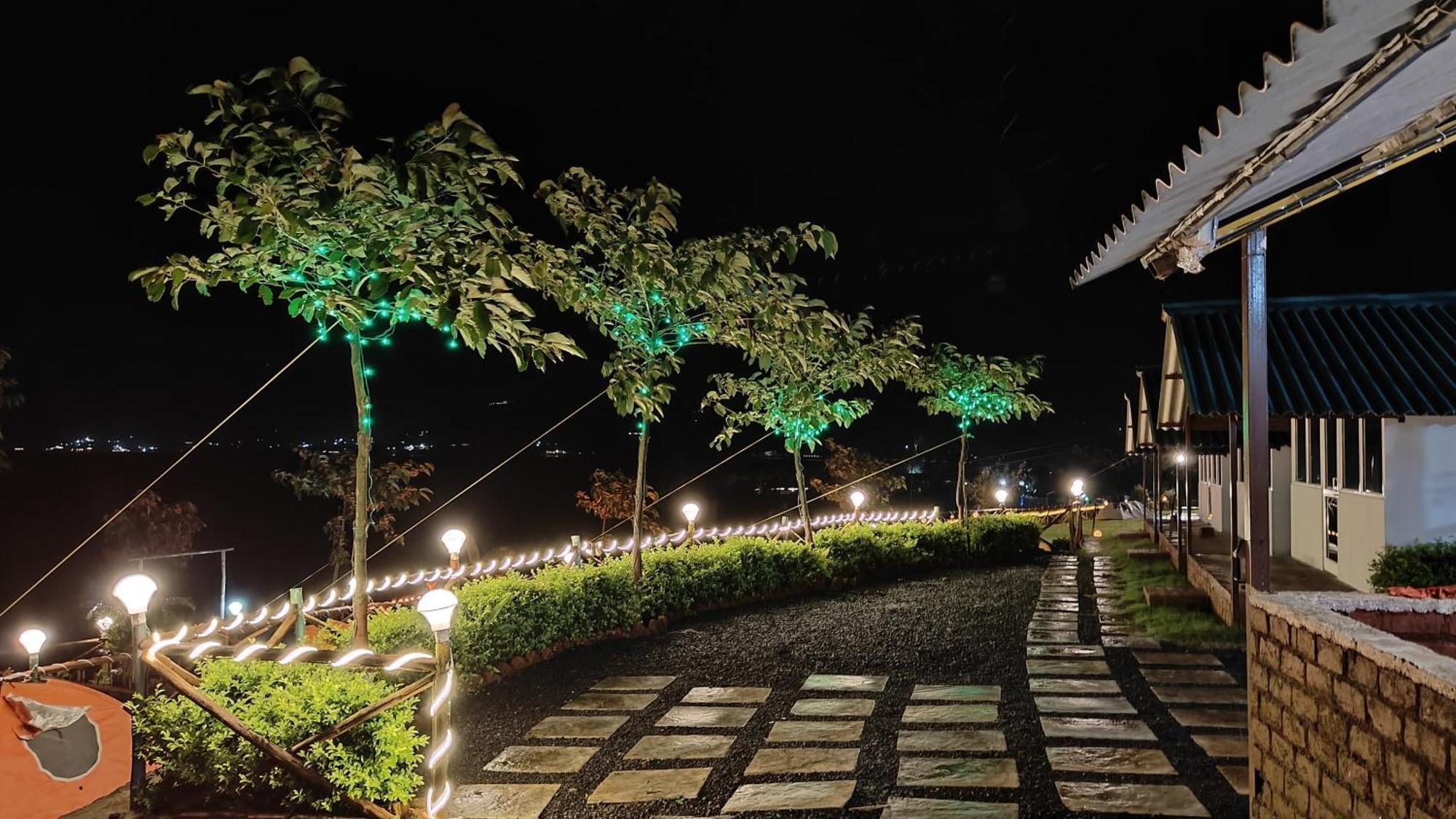 Shelby Pawana Lake Cottages & Camping Tents Lonavala Exteriér fotografie
