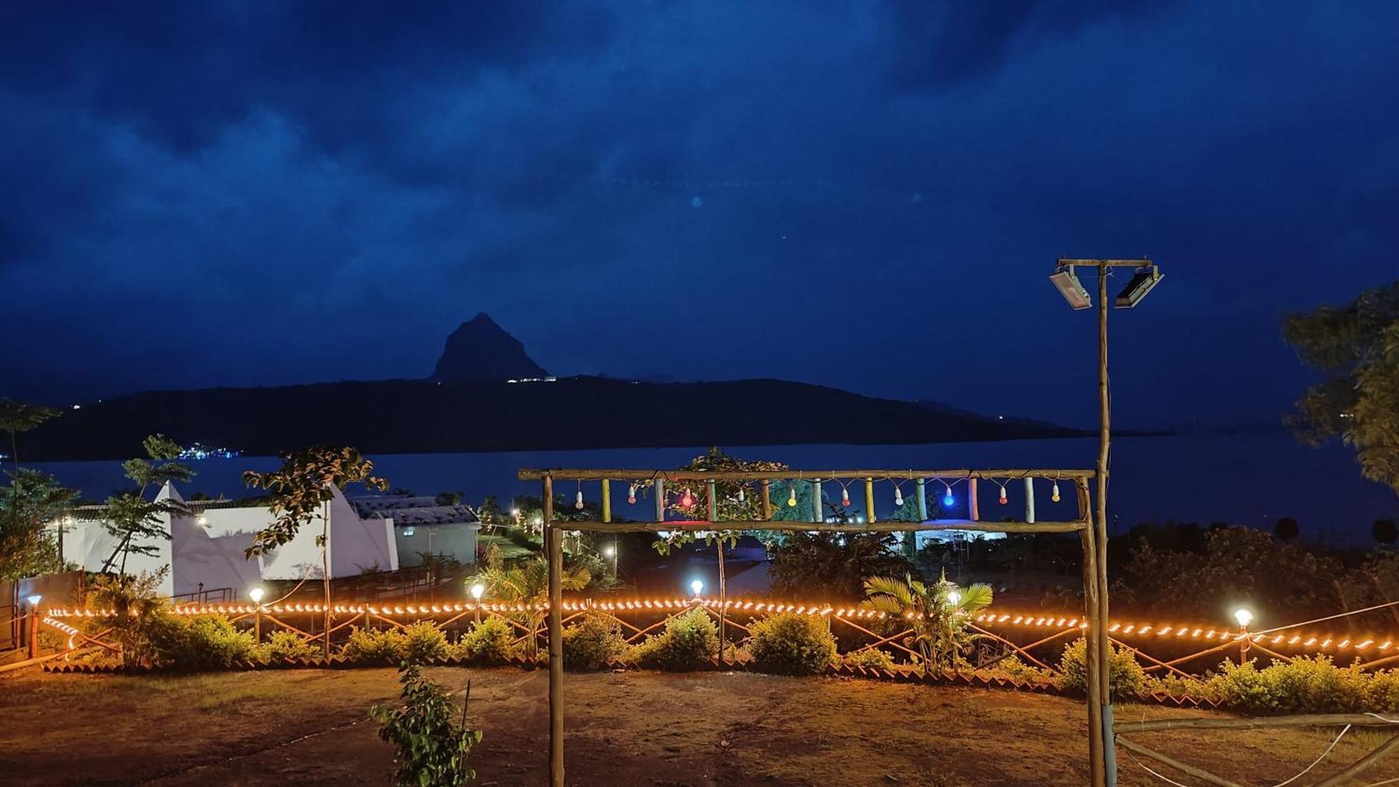 Shelby Pawana Lake Cottages & Camping Tents Lonavala Exteriér fotografie